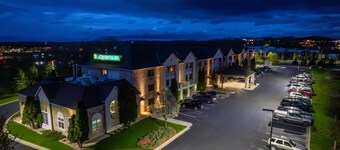 ลากินตา อินน์แอนด์สวีทส์ บายวินด์แฮม มิลวอกี เดลาฟิลด์