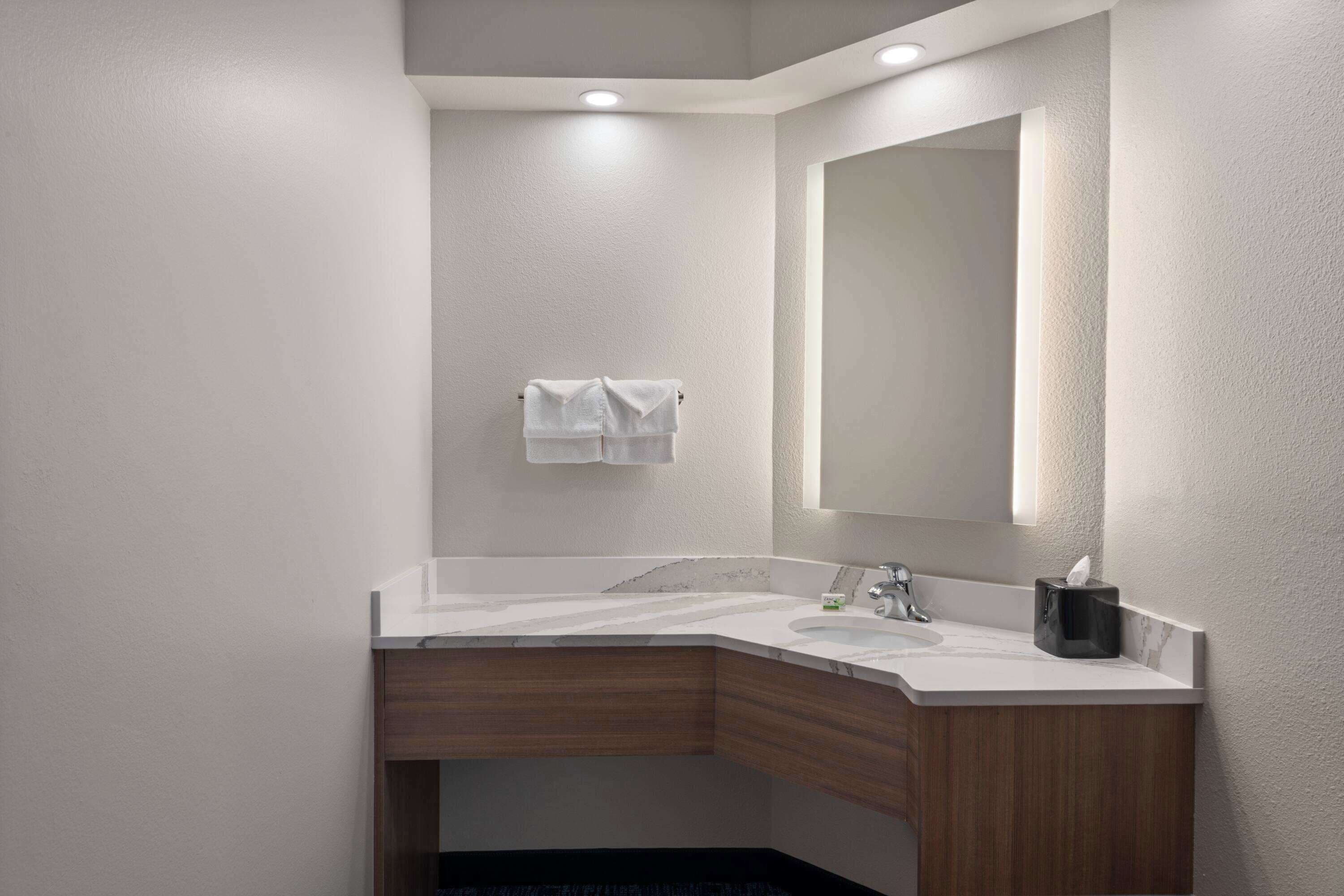 suite, 2 queen beds, non smoking | bathroom | combined shower/bathtub, designer toiletries, hair dryer, towels