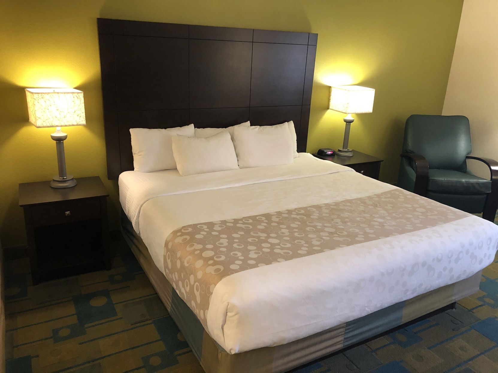 Premium bedding, pillowtop beds, in-room safe, desk
