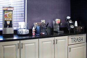 Free daily continental breakfast 