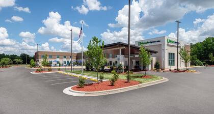 Holiday Inn Express Hotel & Suites Wilson - Hayes Place, an IHG Hotel