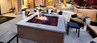 貝克萊萬怡飯店