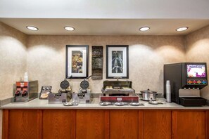 Free daily on-the-go breakfast - Comfort Inn I-10 West at 51st Ave (Phoenix)