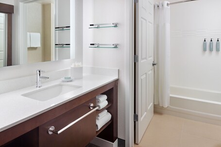 Residence Inn by Marriott Asheville Biltmore - Image 9