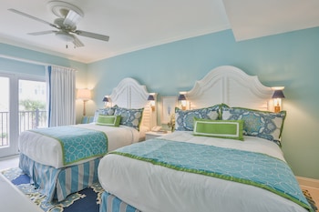  Superior 2 Queen Inland View | In-room safe, blackout drapes, iron/ironing board, free WiFi at Harborside at Charleston Harbor Resort and Marina