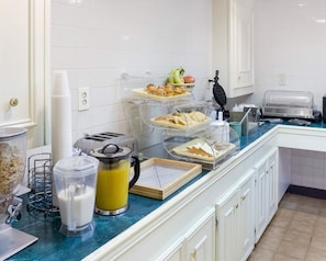 Free continental breakfast