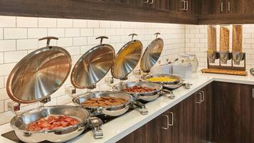 Tägliches inbegriffenes Frühstücksbuffet