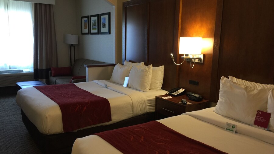 Comfort Suites Near Six Flags Magic Mountain
