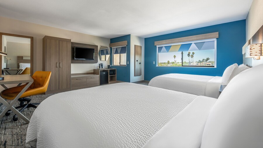 Holiday Inn Express San Diego South - National City by IHG