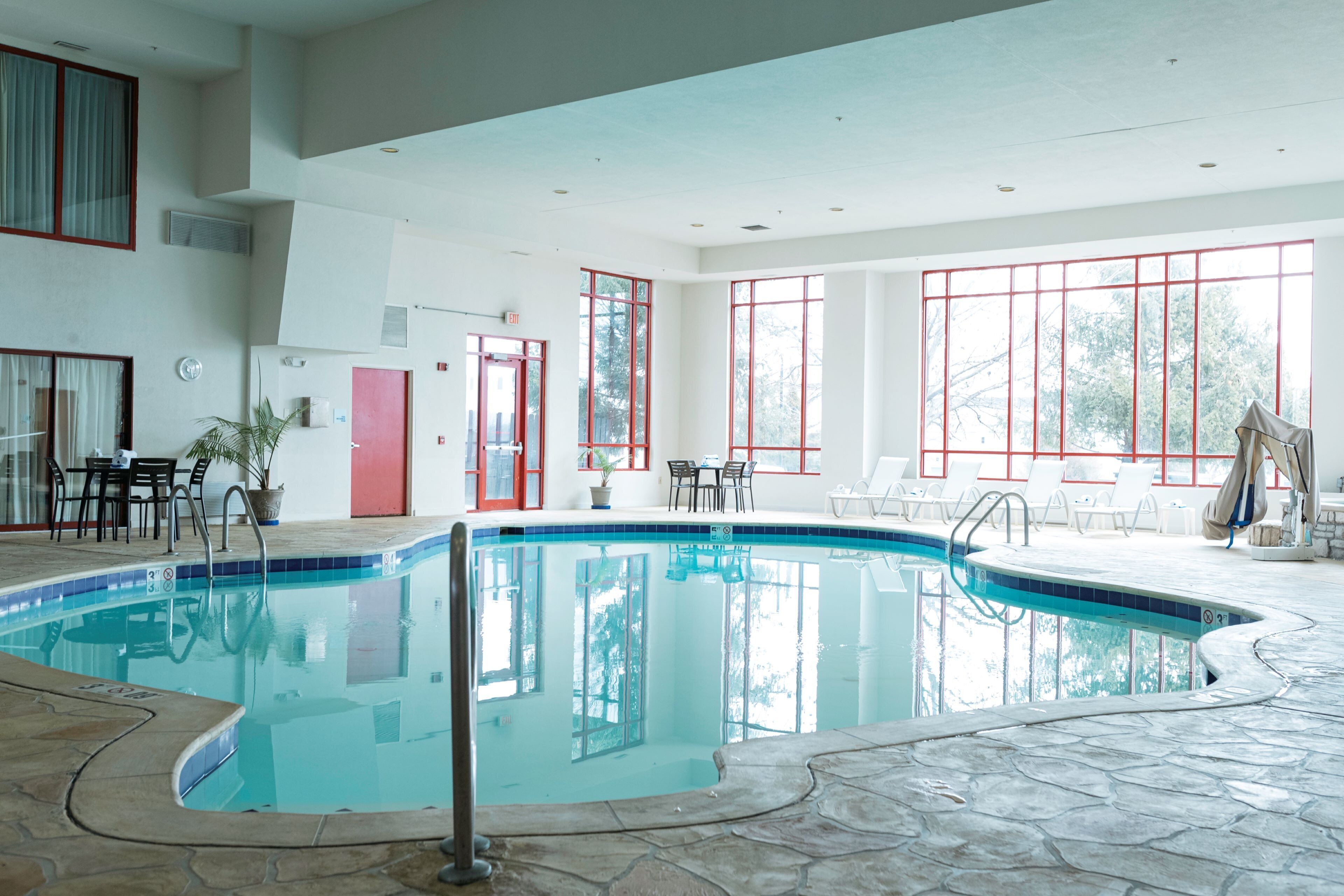 indoor pool, open 7:00 am to 11:00 pm, pool loungers