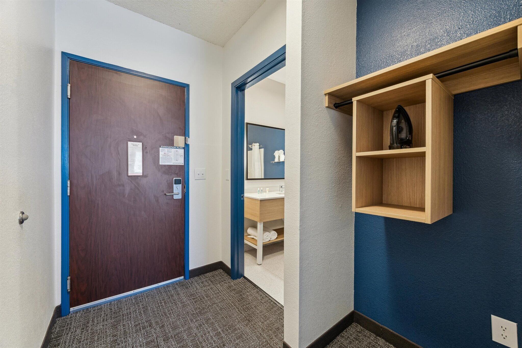 Flat-screen TV, pay movies