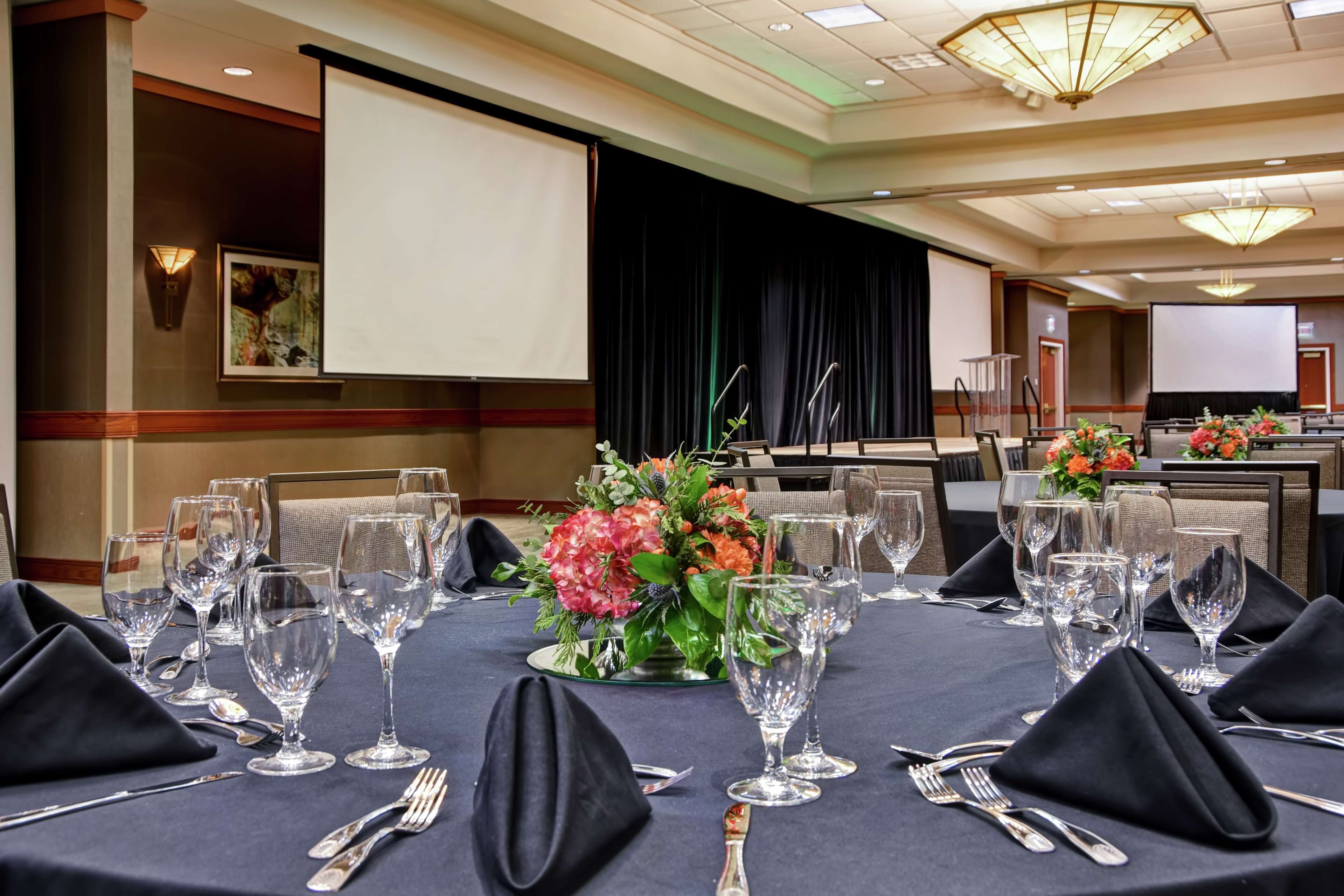 Foto - Embassy Suites Little Rock