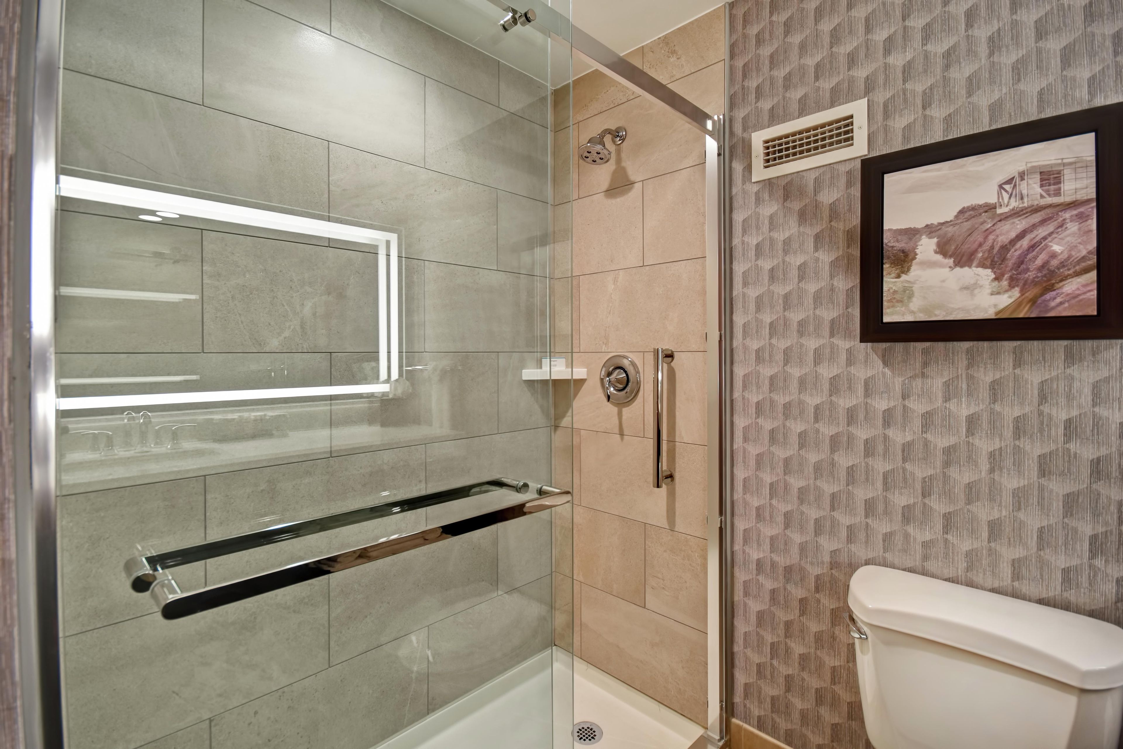 Badkamer met douche