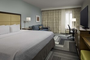 Cortinas blackout, tabla de planchar con plancha y wifi gratis 