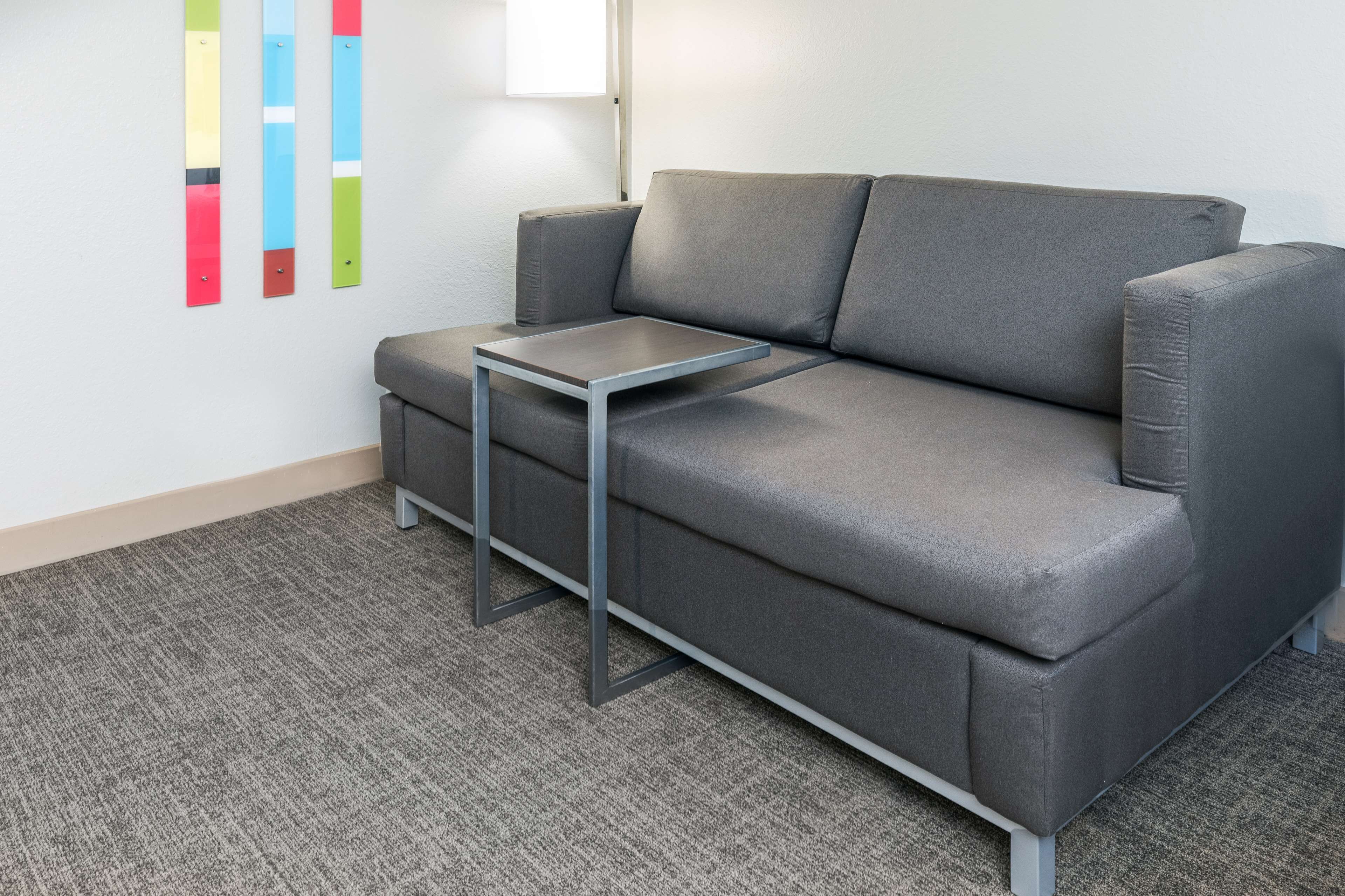 one king bed, non-smoking | living area | 42-inch led tv with cable channels, tv