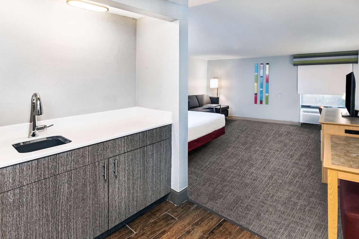 room, 1 king bed with sofa bed, accessible (roll-in shower) | in-room safe, individually decorated, individually furnished, desk