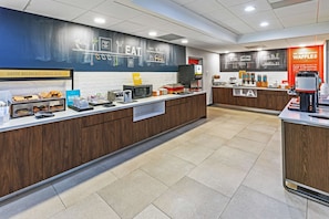 Free daily buffet breakfast