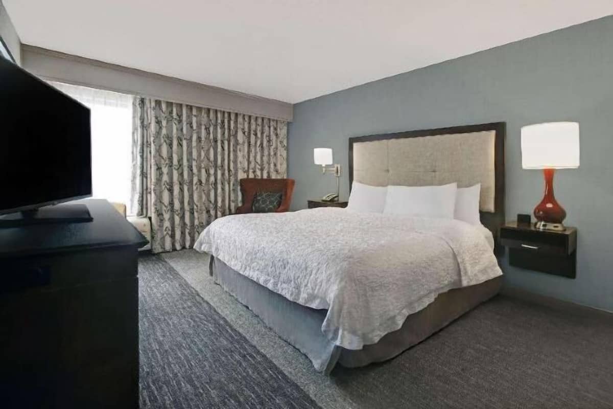 Premium bedding, down duvets, in-room safe, desk