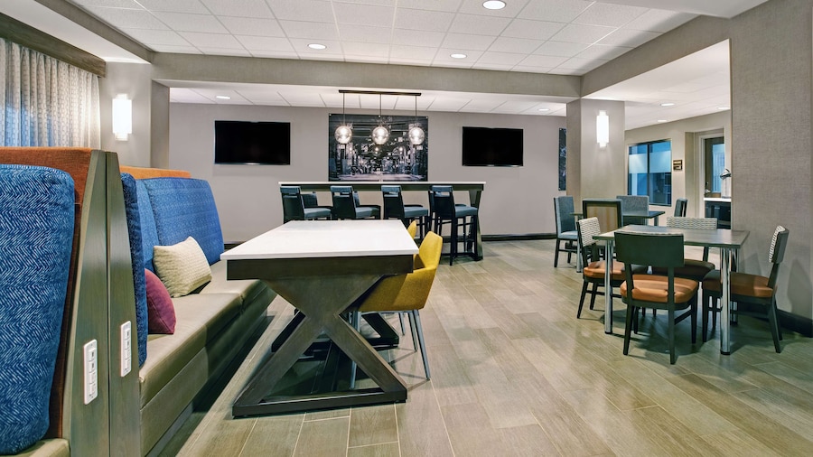 Hampton Inn Greenville I-385 - Woodruff Rd.