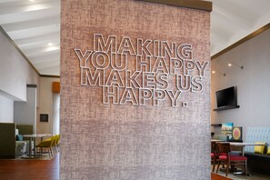 Property entrance - Hampton Inn & Suites Houston Medical Center NRG Park (Houston)