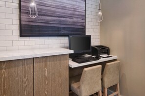 Business centre - Residence Inn by Marriott State College (State College)