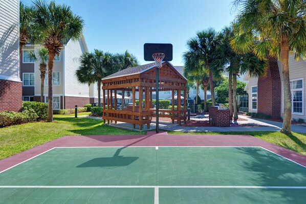 BBQ/picnic area