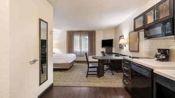 1 bedroom, Egyptian cotton sheets, premium bedding