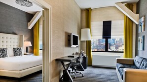 Premium bedding, down comforters, in-room safe, blackout drapes - The Marcel at Gramercy (New York)