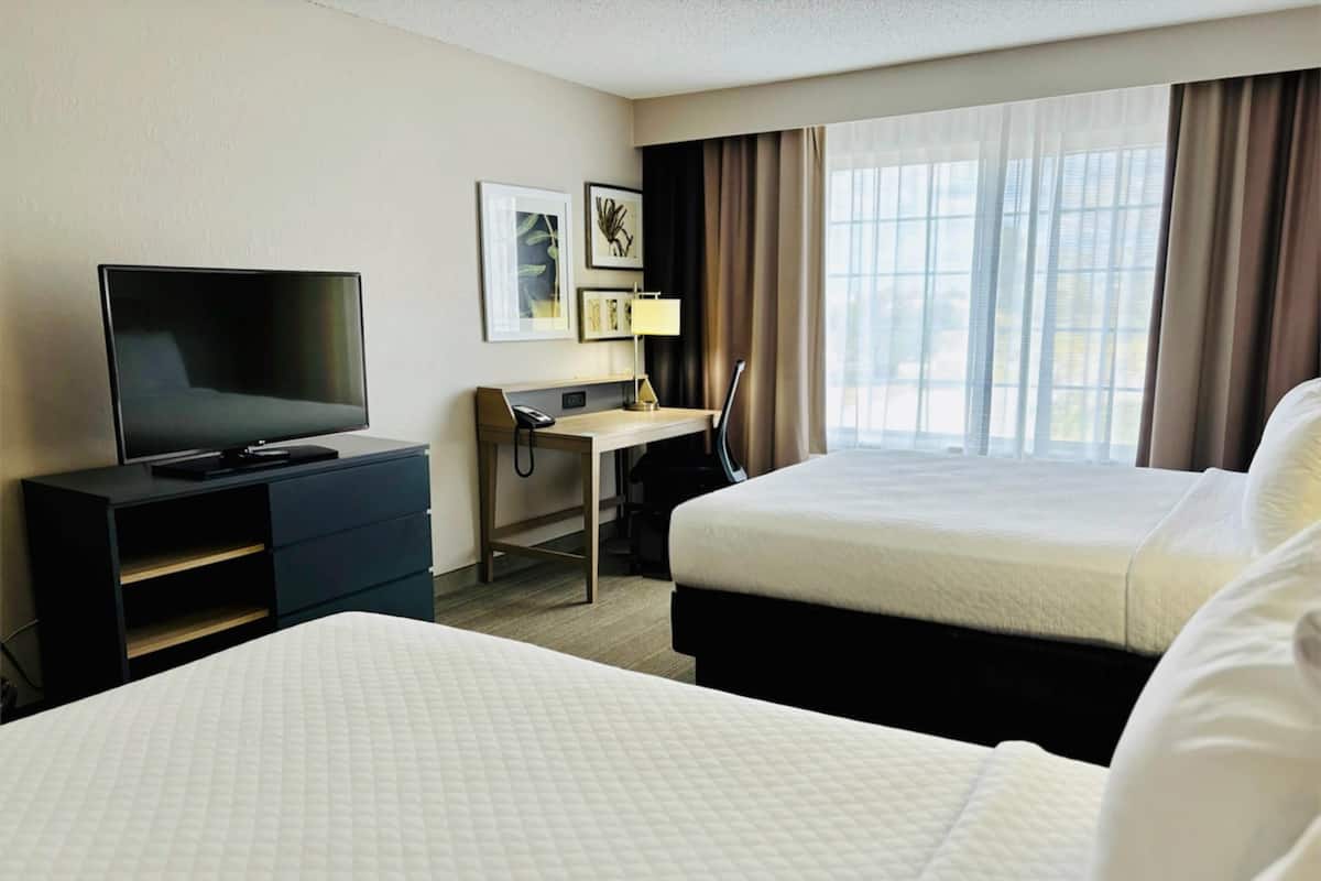 Kamer, 2 queensize bedden, niet-roken | 1 slaapkamer, luxe beddengoed, donzen dekbedden, een bureau