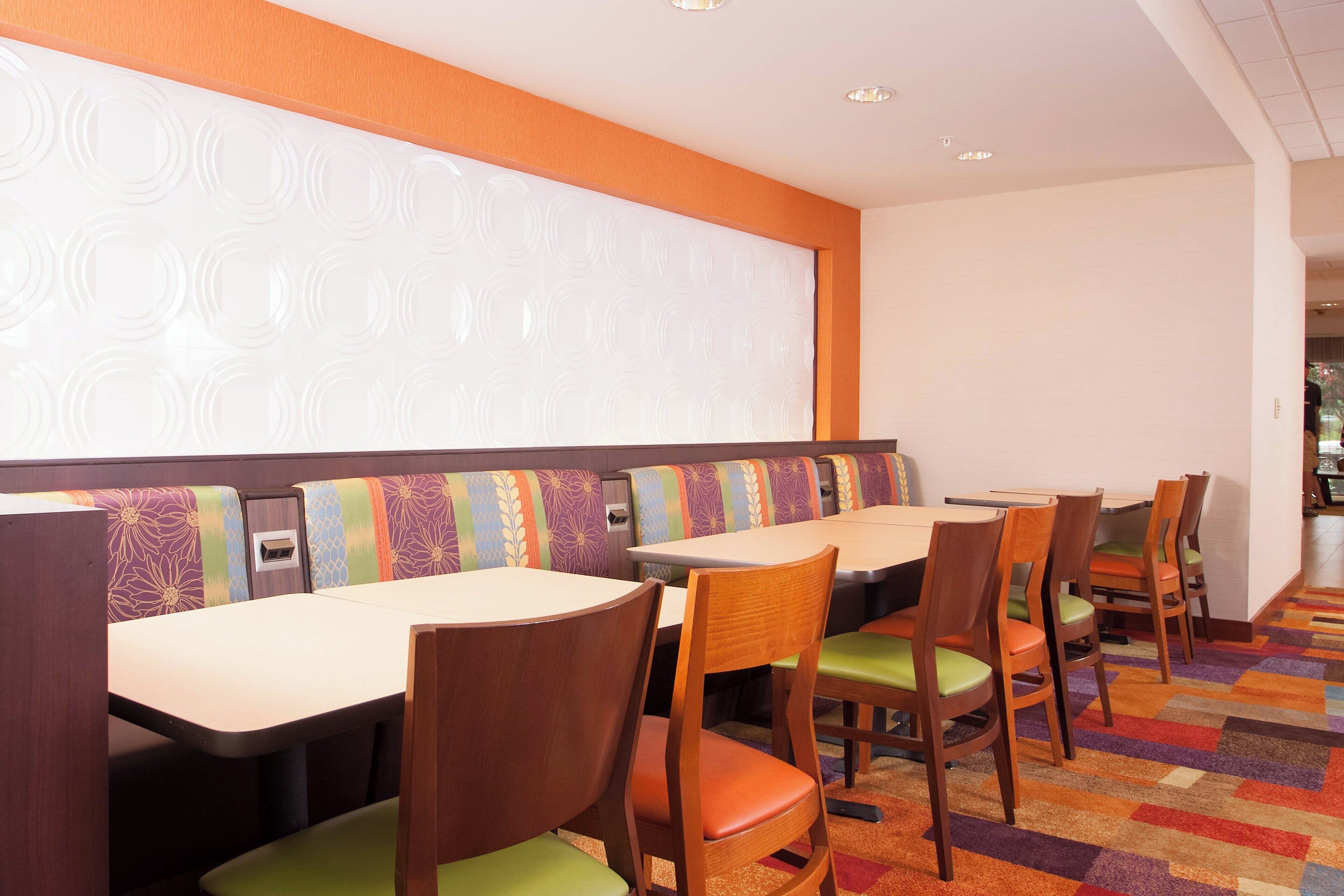 free daily continental breakfast