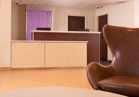 Mostrador de check-in y check-out