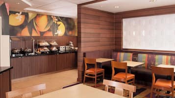 Desayuno continental incluido todos los días
