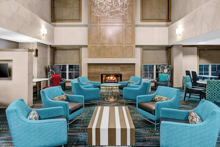 Lobby. Residence Inn by Marriott Cleveland Beachwood
