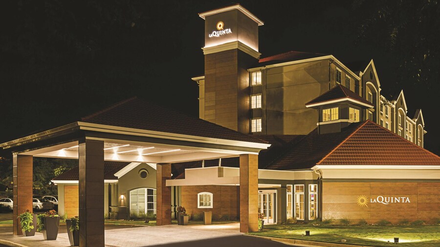 La Quinta Inn & Suites by Wyndham Atlanta Alpharetta