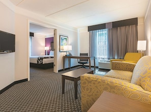 Suite Deluxe, 1 chambre, non-fumeurs | Literie de qualité supérieure, bureau