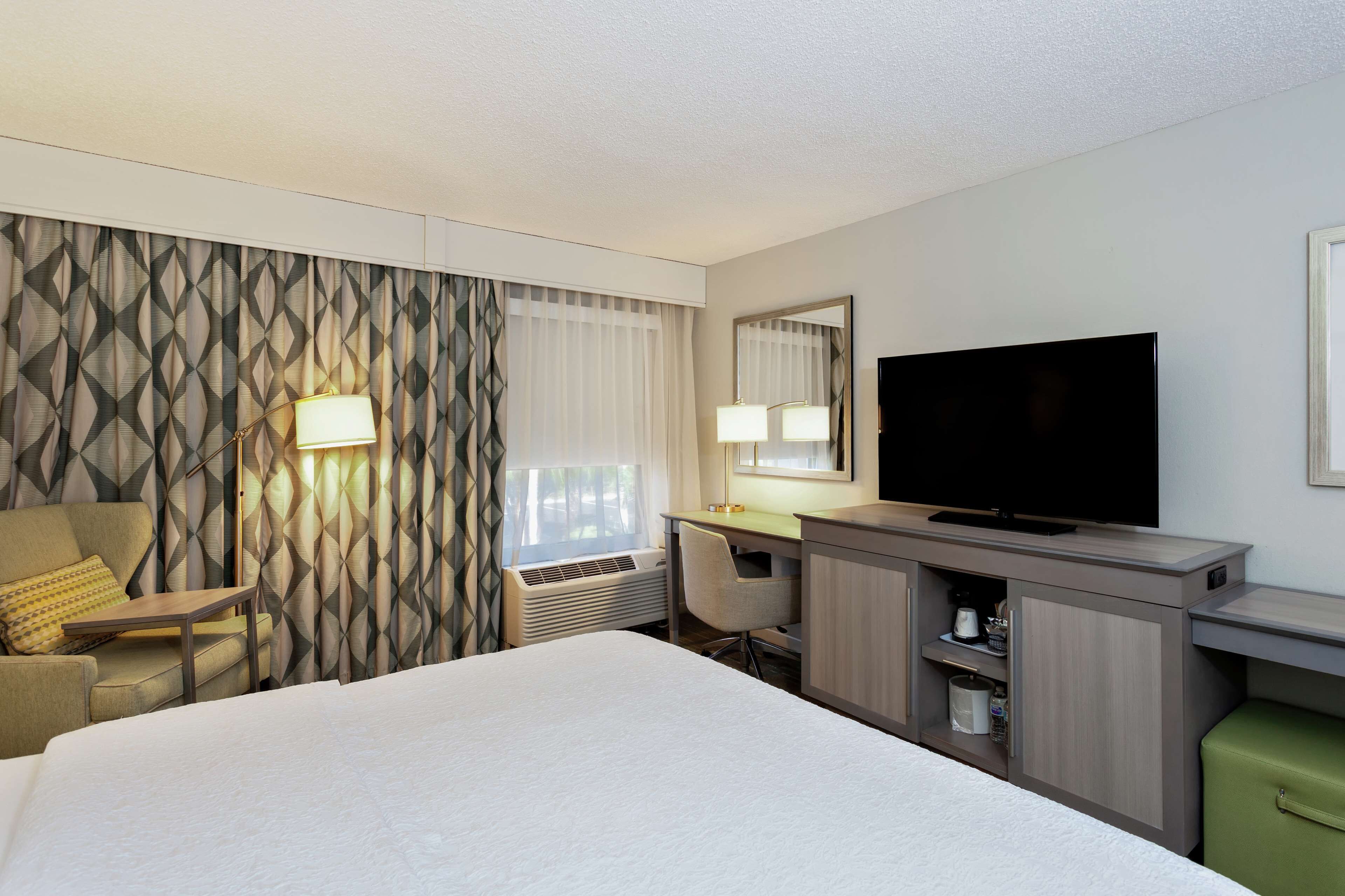 desk, iron/ironing board, free cots/infant beds, rollaway beds