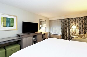 King Study Sofabed Nosmoking | Desk, iron/ironing board, free cribs/infant beds, rollaway beds - Hampton Inn Melbourne (Melbourne)