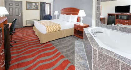 Travelodge Inn & Suites by Wyndham Norman