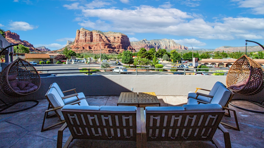 Wildflower Inn at Bell Rock