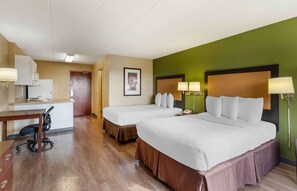 Estudio, 2 camas dobles, no fumadores | 1 dormitorio, escritorio, espacio para trabajar con un portátil