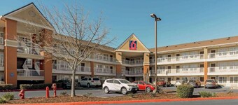Studio 6 Extended Stay Sacramento Arden Way CA