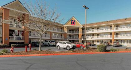 Studio 6 Extended Stay Sacramento Arden Way CA