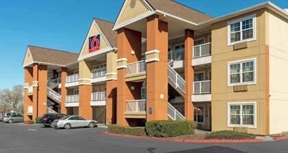 Studio 6 Extended Stay Sacramento Arden Way CA