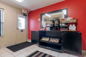 Free daily on-the-go breakfast - Extended Stay America Suites Santa Rosa South (Santa Rosa)