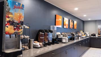 Desayuno continental incluido todos los días