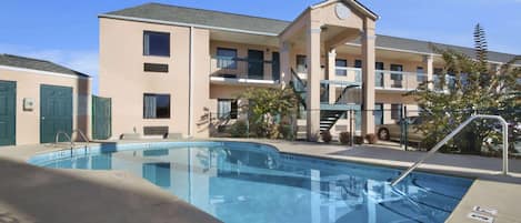 Seasonal outdoor pool