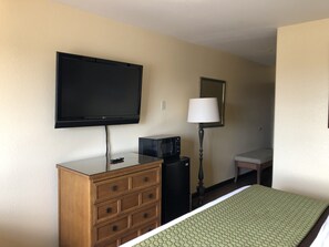 In-room safe, desk, iron/ironing board, free cots/infant beds