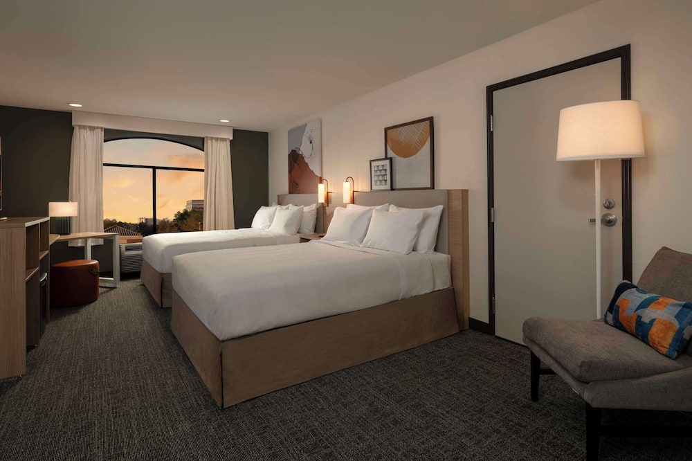 Spark by Hilton Houston Bush Intercontinental Airport