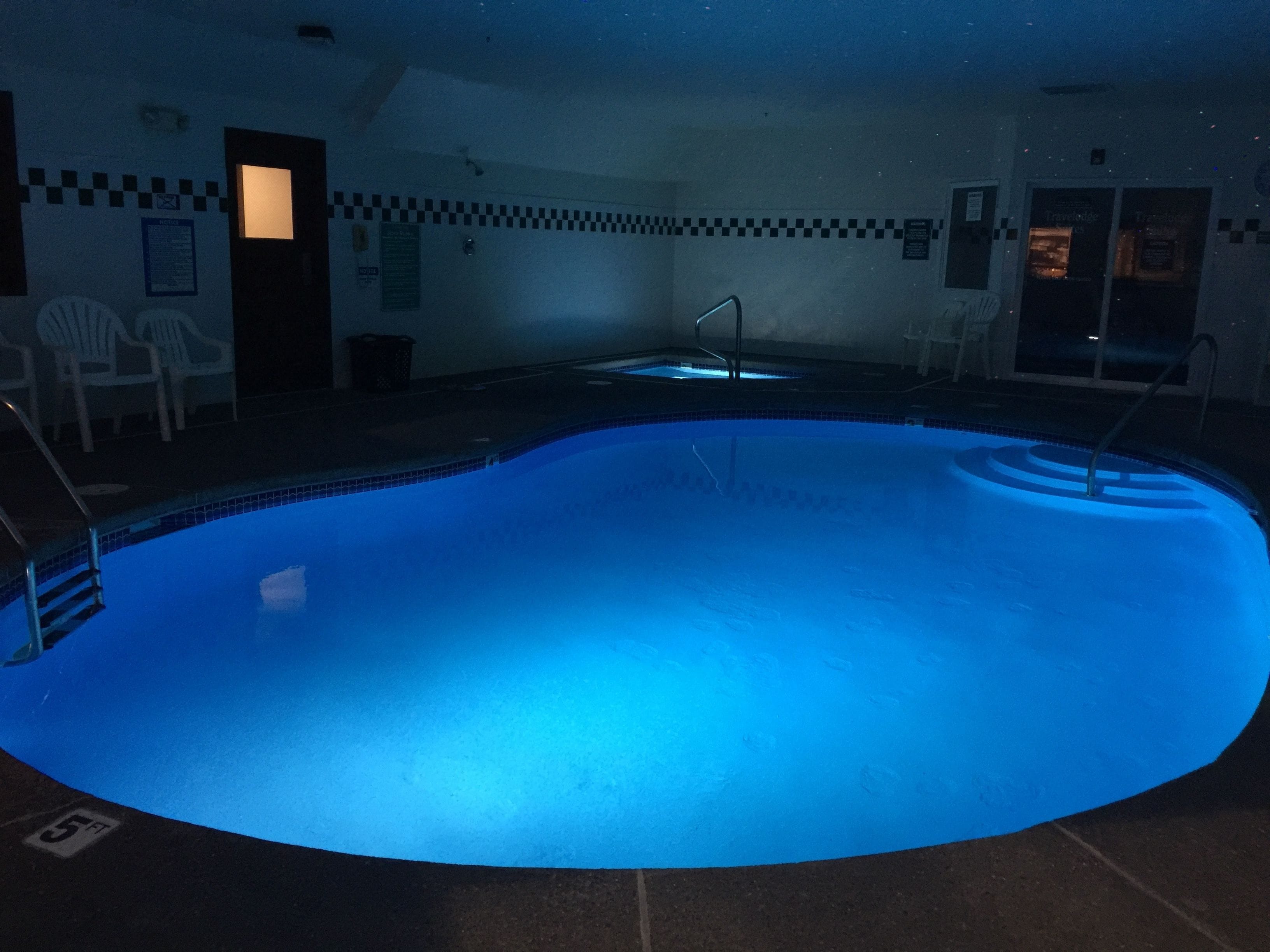 indoor pool, open 7 am to 9:30 pm, pool loungers
