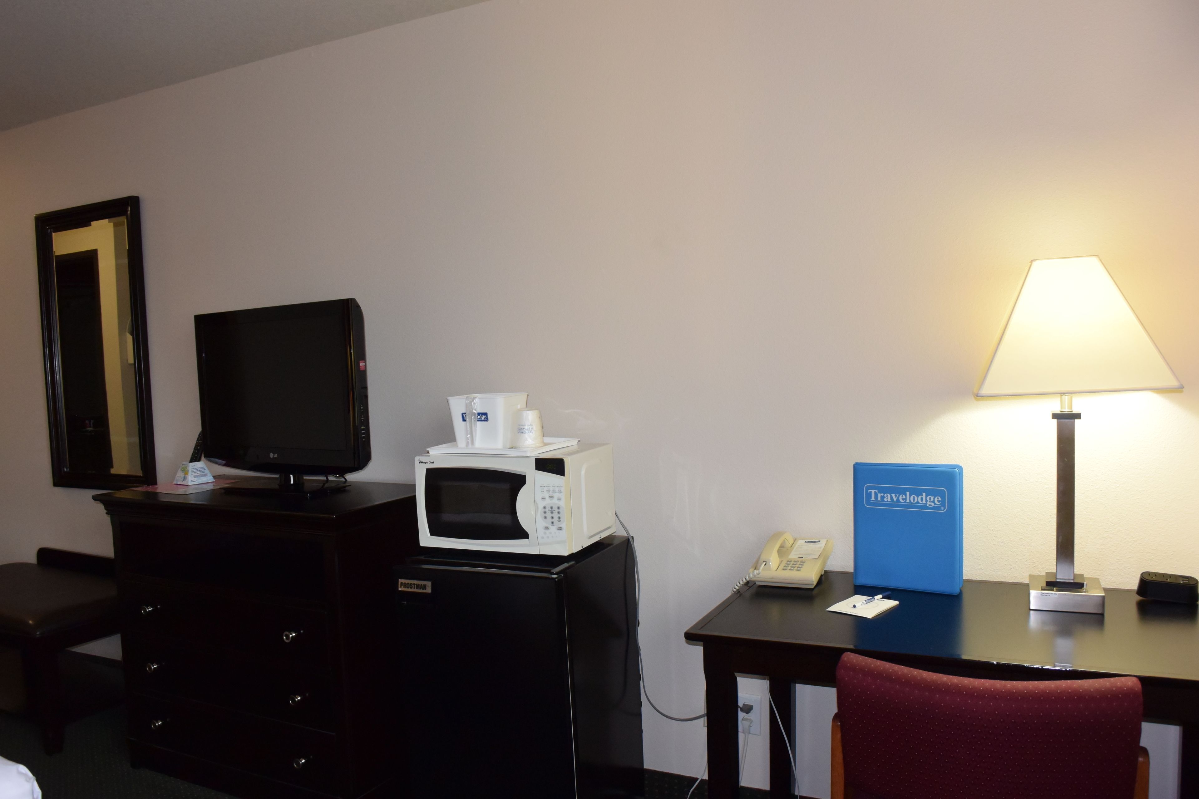 desk, iron/ironing board, free cots/infant beds, rollaway beds